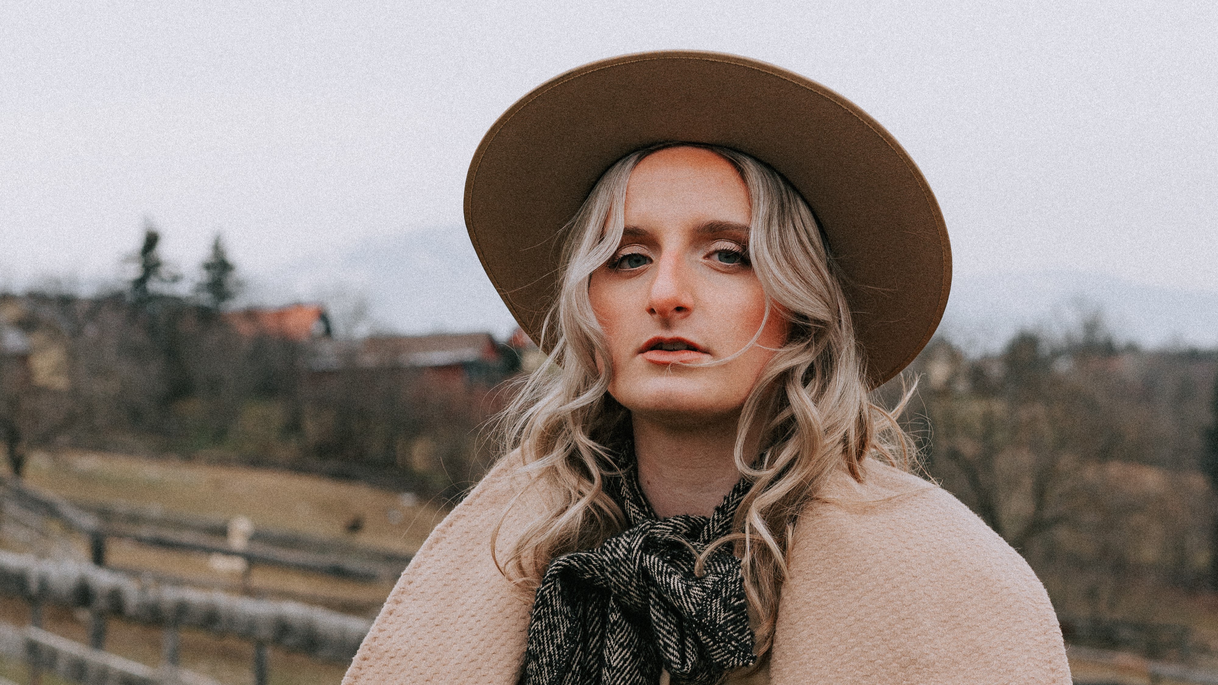 Pressefoto_Julia Steen_©Mina Löscher_Querformat